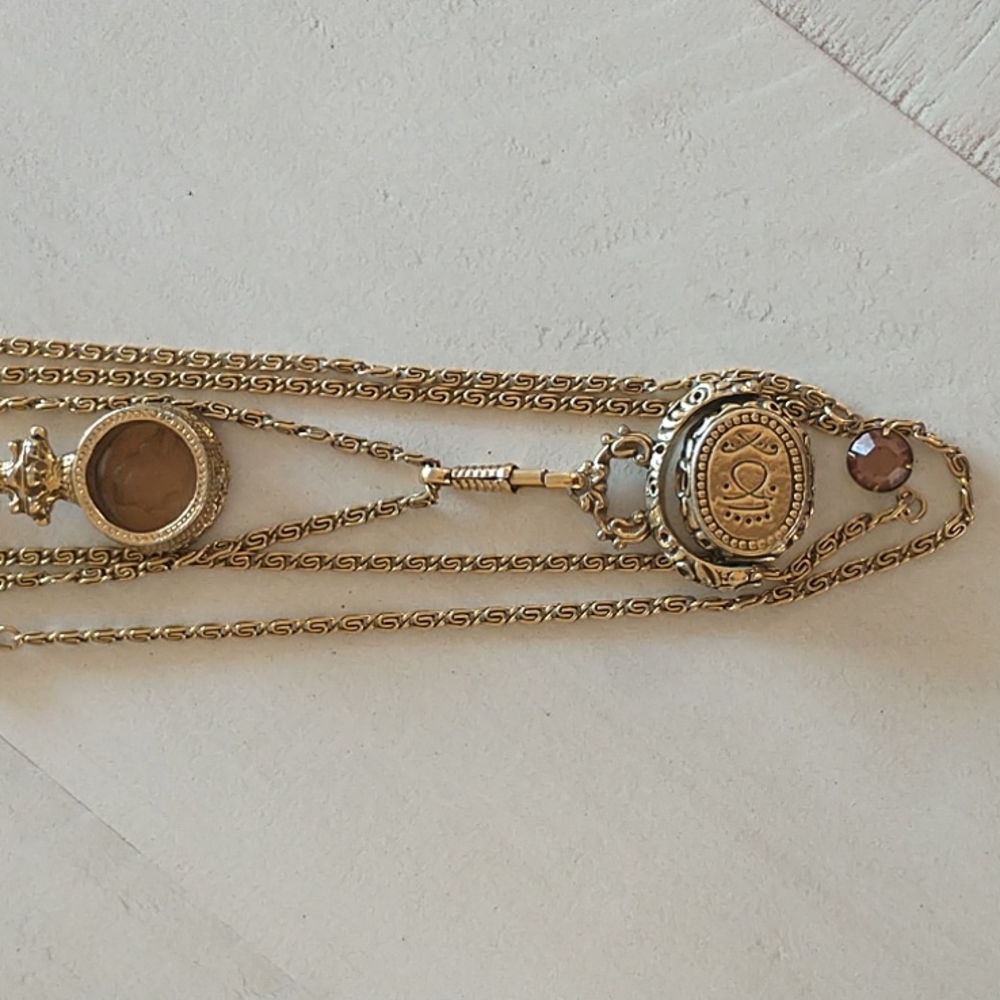 Vintage Gold tone Necklace